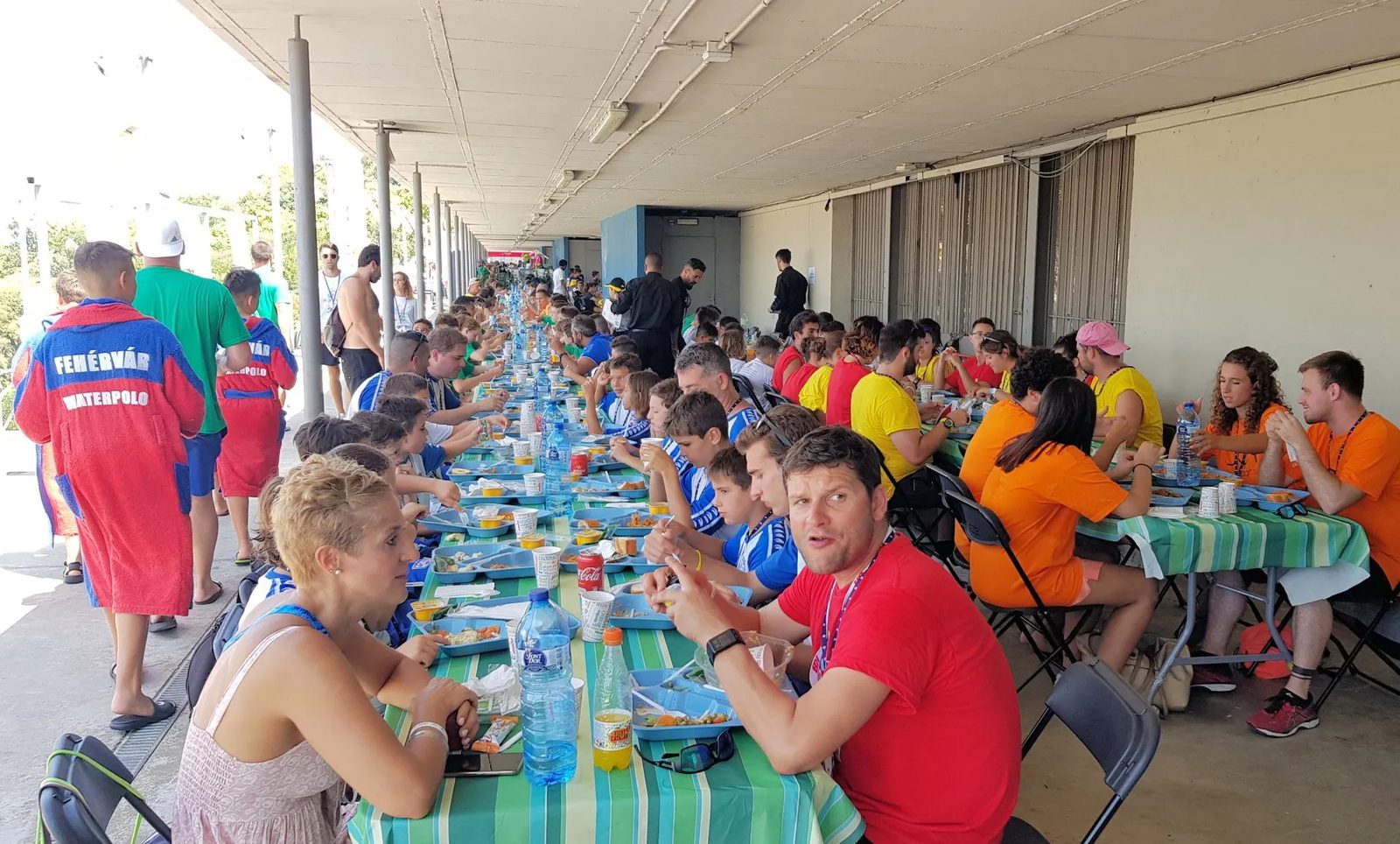 Comida Torneo internacional de waterpolo - Piscinas de Montjuic