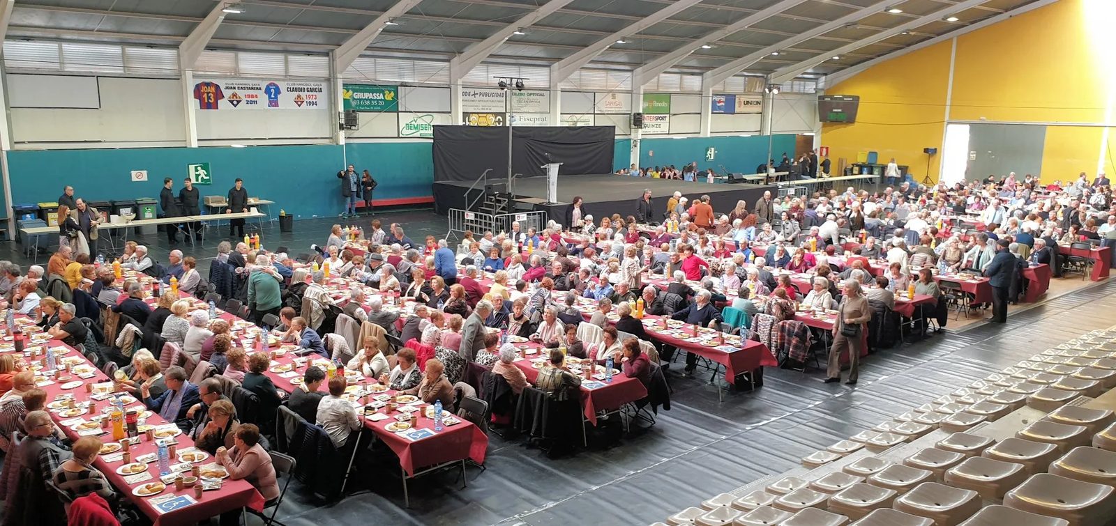 Merienda Popular para la gente mayor de Gava - Ayuntamiento de Gava 3